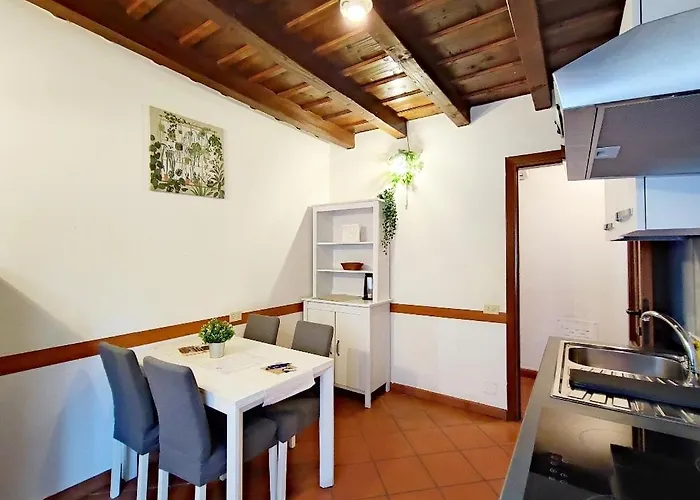 Lejlighedshotel Trilocale Tamara Abbadesse M3-m5 Zara 3*
